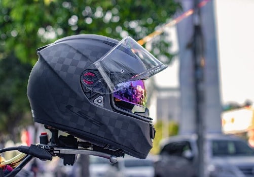 casco per monopattino elettrico